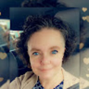 Meet your Posher, Cara